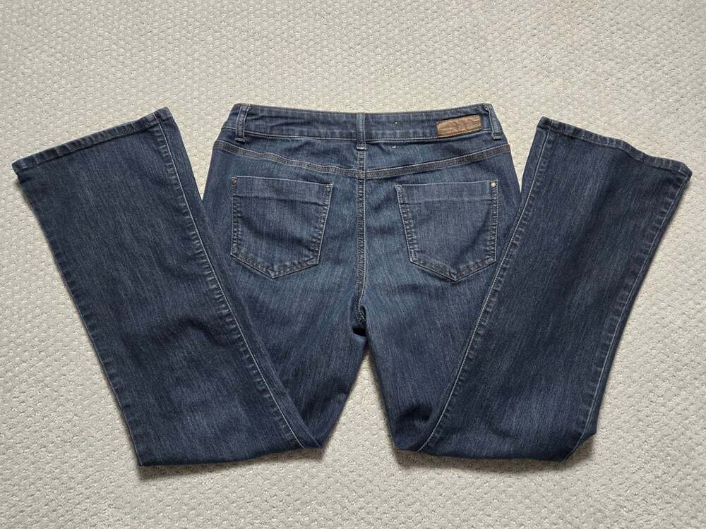 DKNY Jeans Women Soho Boot Dark Wash Denim Jeans Size 8